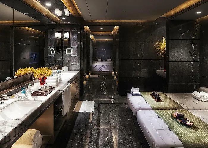 Presidential King Suite